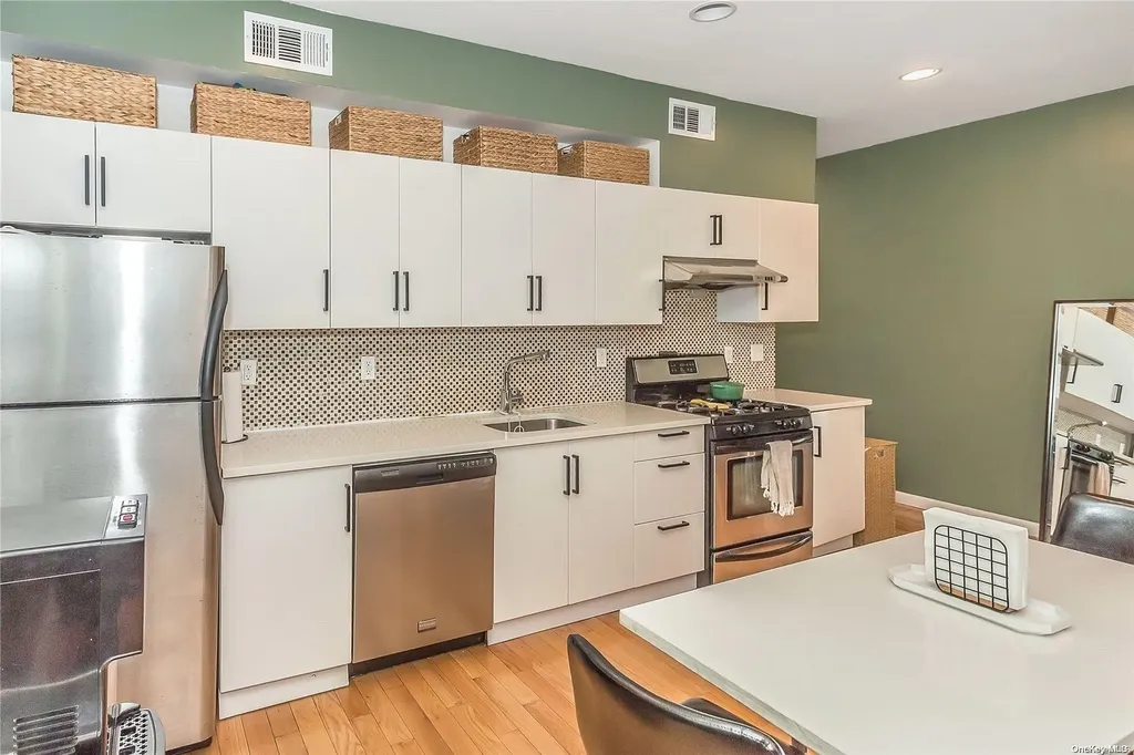 320 57th Street Brooklyn NY 11220