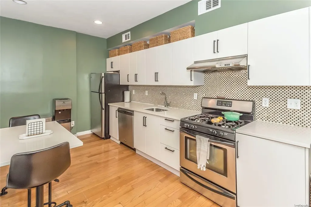 320 57th Street Brooklyn NY 11220