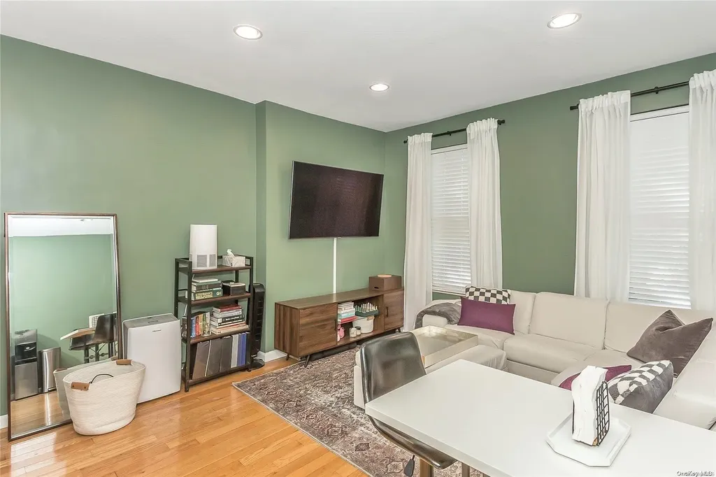 320 57th Street Brooklyn NY 11220