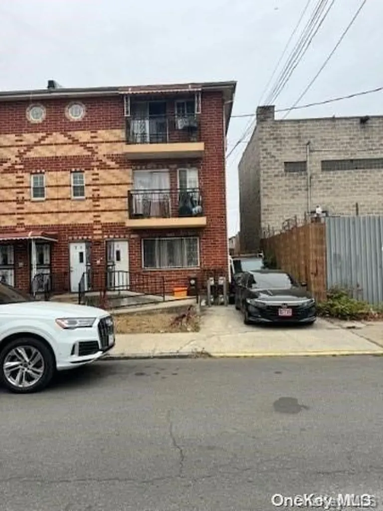 731 E 95th Street Canarsie NY 11236