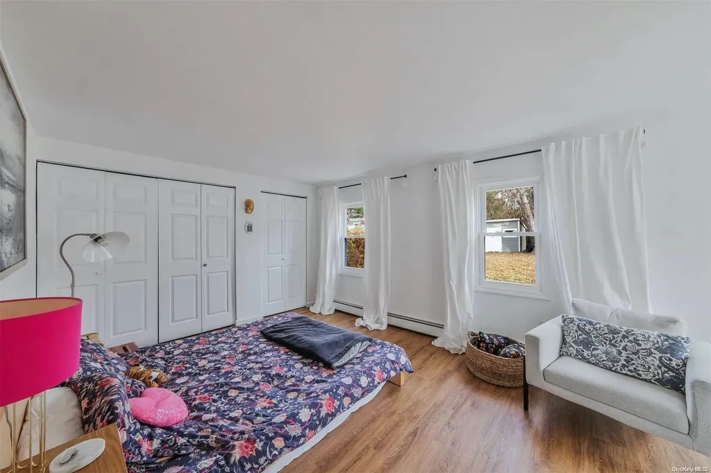 17 Victoria Circle East Patchogue NY 11772