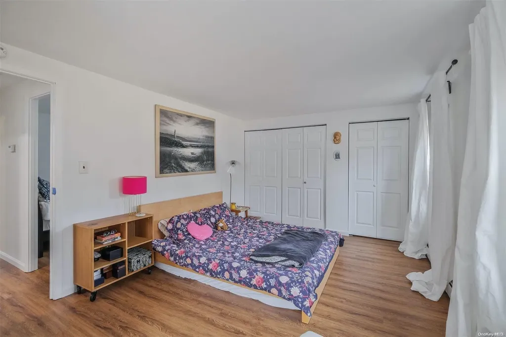 17 Victoria Circle East Patchogue NY 11772
