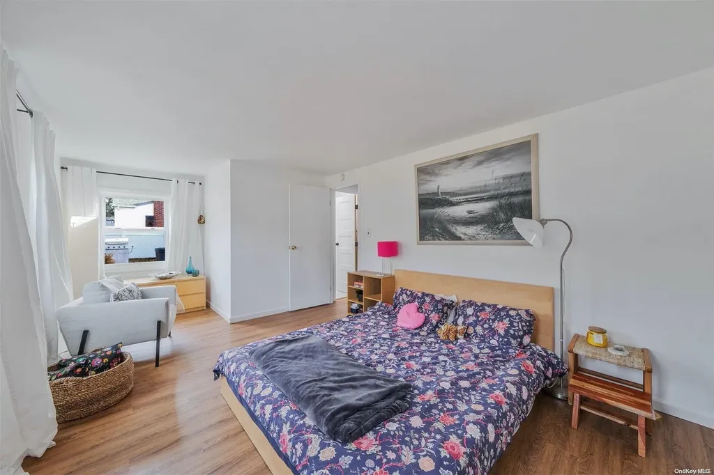 17 Victoria Circle East Patchogue NY 11772