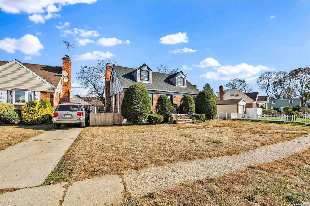 7 Ash Court Hempstead NY 11550