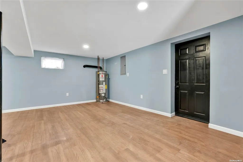 7 Ash Court Hempstead NY 11550