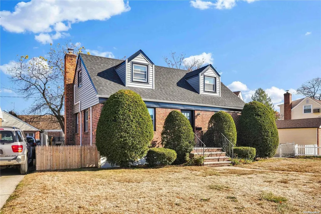 7 Ash Court Hempstead NY 11550