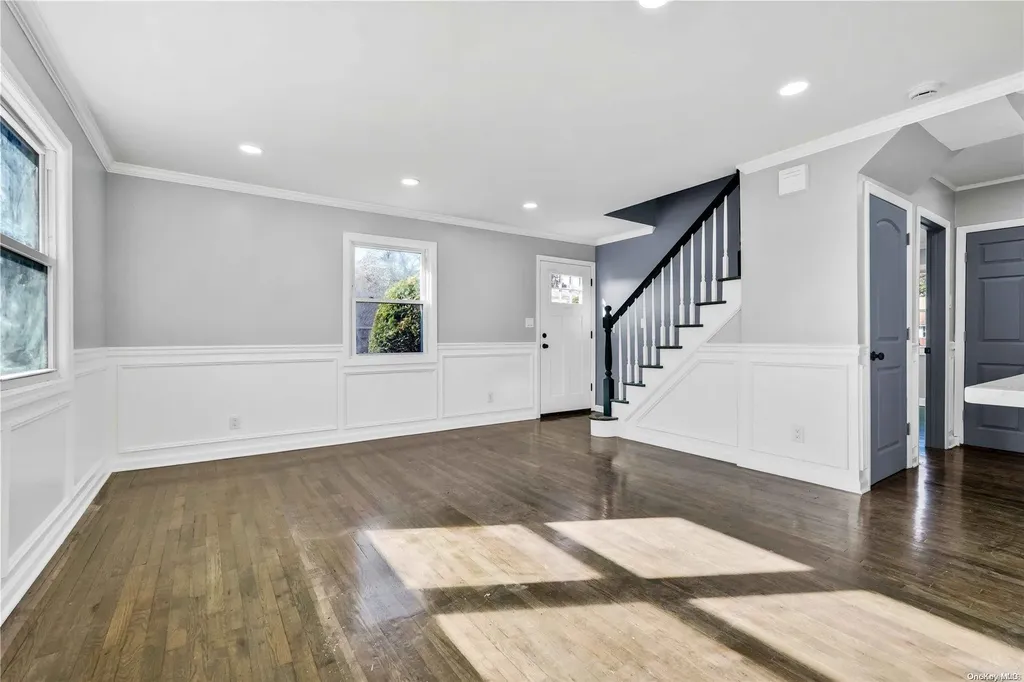 7 Ash Court Hempstead NY 11550