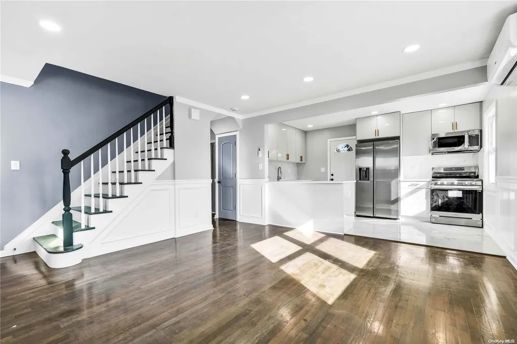 7 Ash Court Hempstead NY 11550