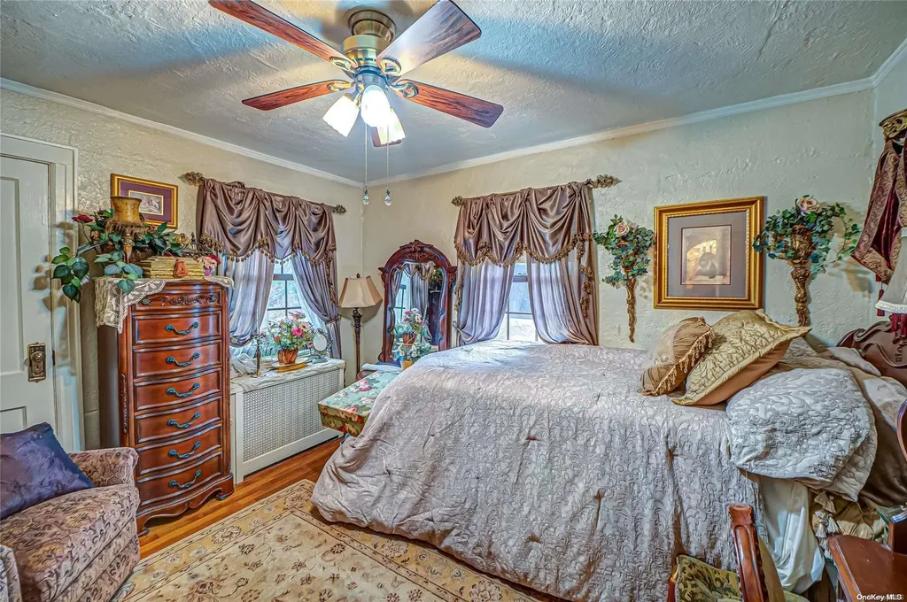 76 Fox Boulevard Merrick NY 11566