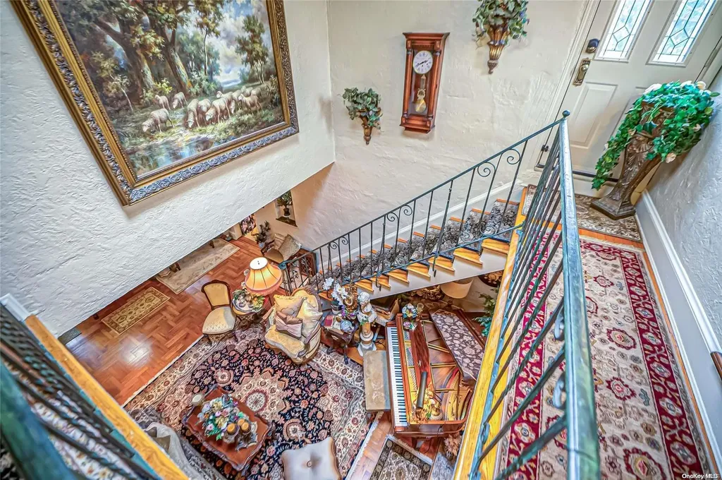 76 Fox Boulevard Merrick NY 11566