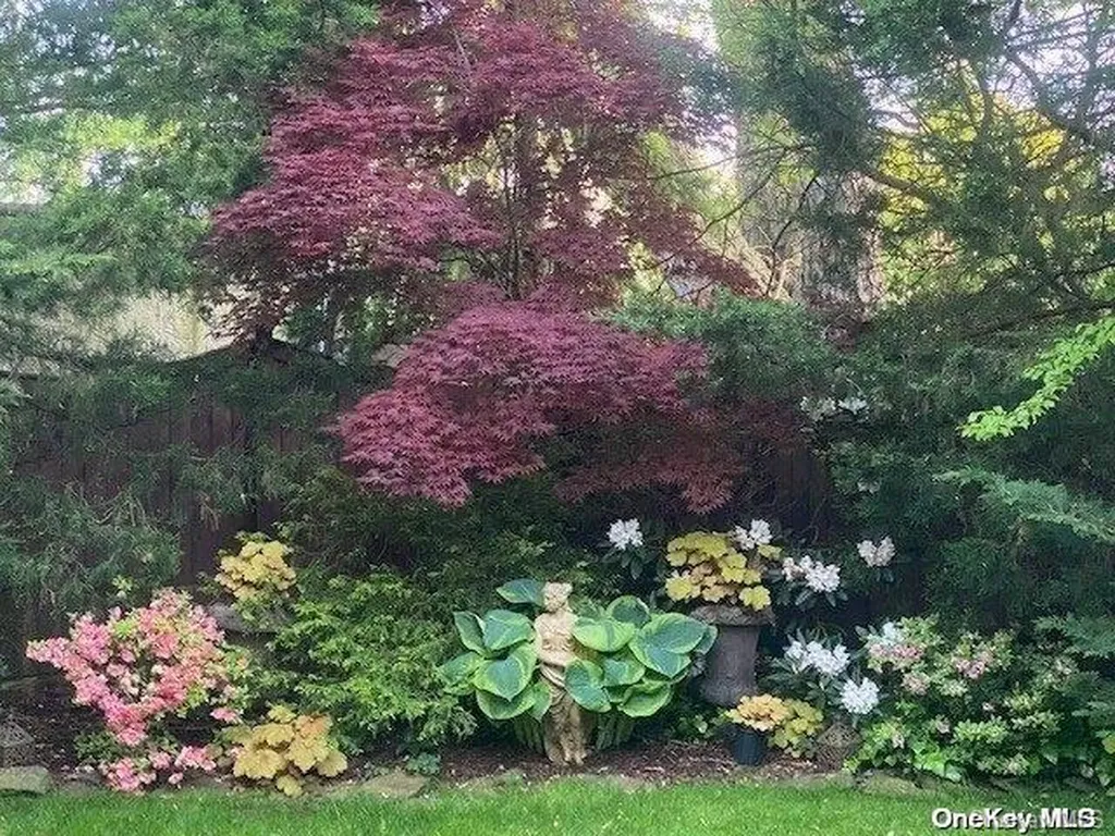 76 Fox Boulevard Merrick NY 11566