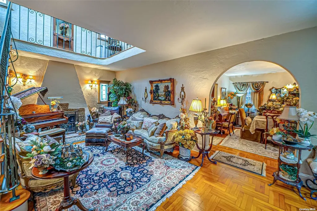76 Fox Boulevard Merrick NY 11566