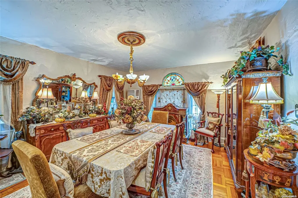 76 Fox Boulevard Merrick NY 11566