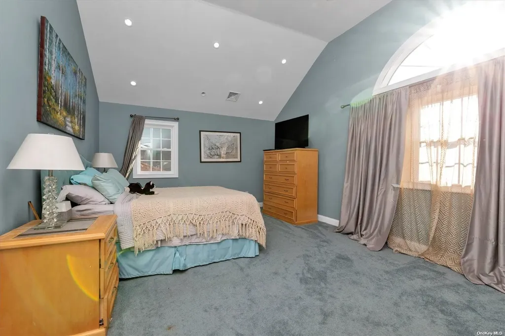 423 E Harrison Street Long Beach NY 11561