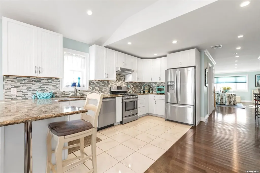 423 E Harrison Street Long Beach NY 11561