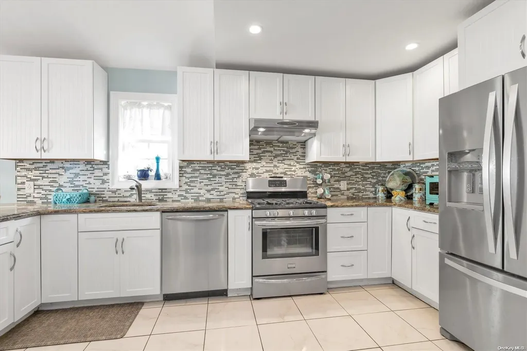 423 E Harrison Street Long Beach NY 11561