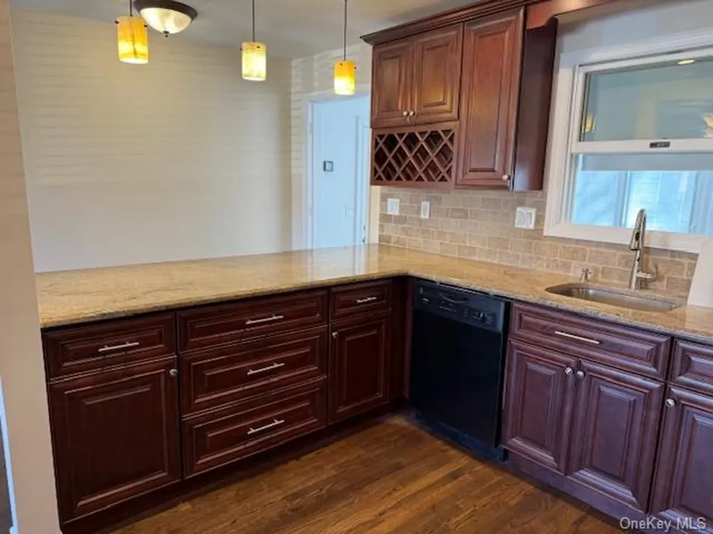 2408 Bennett Avenue North Bellmore NY 11710