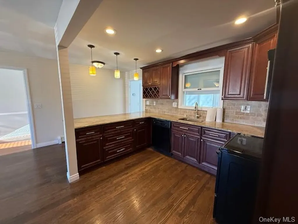 2408 Bennett Avenue North Bellmore NY 11710