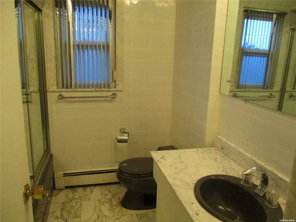 306 Hamilton Avenue Hewlett NY 11557