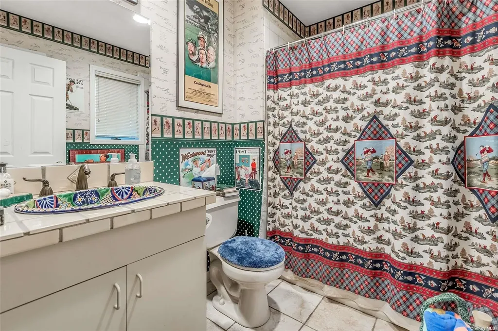 3 Pine Grove Court Westhampton NY 11977
