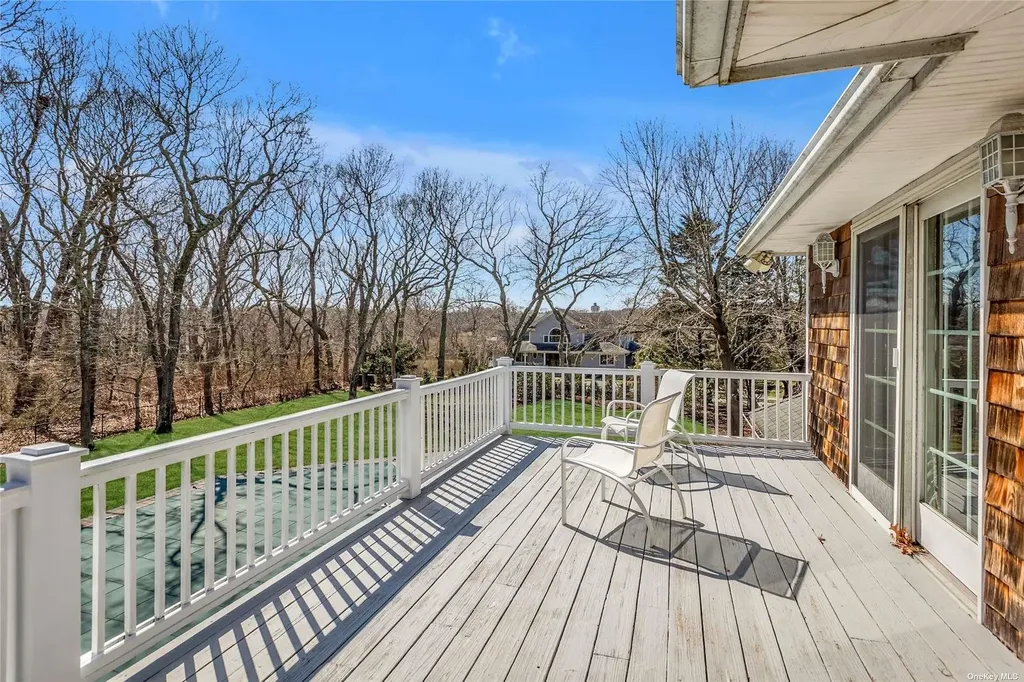 3 Pine Grove Court Westhampton NY 11977