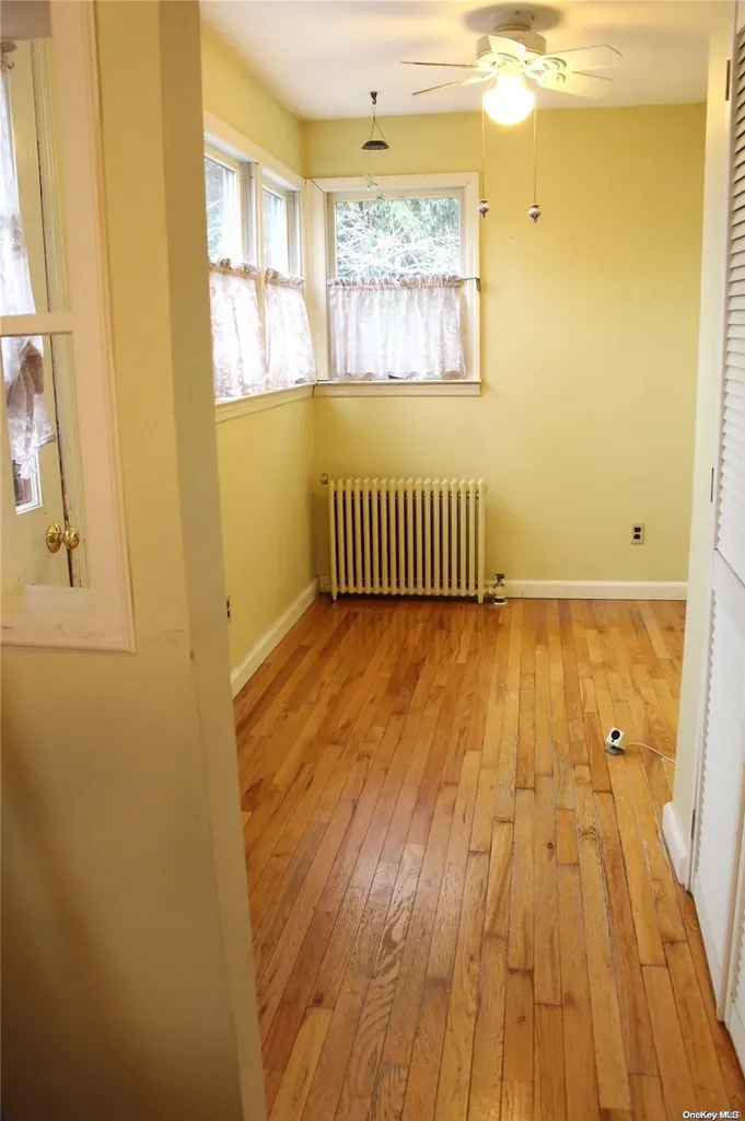 7 Alice Road West Islip NY 11795