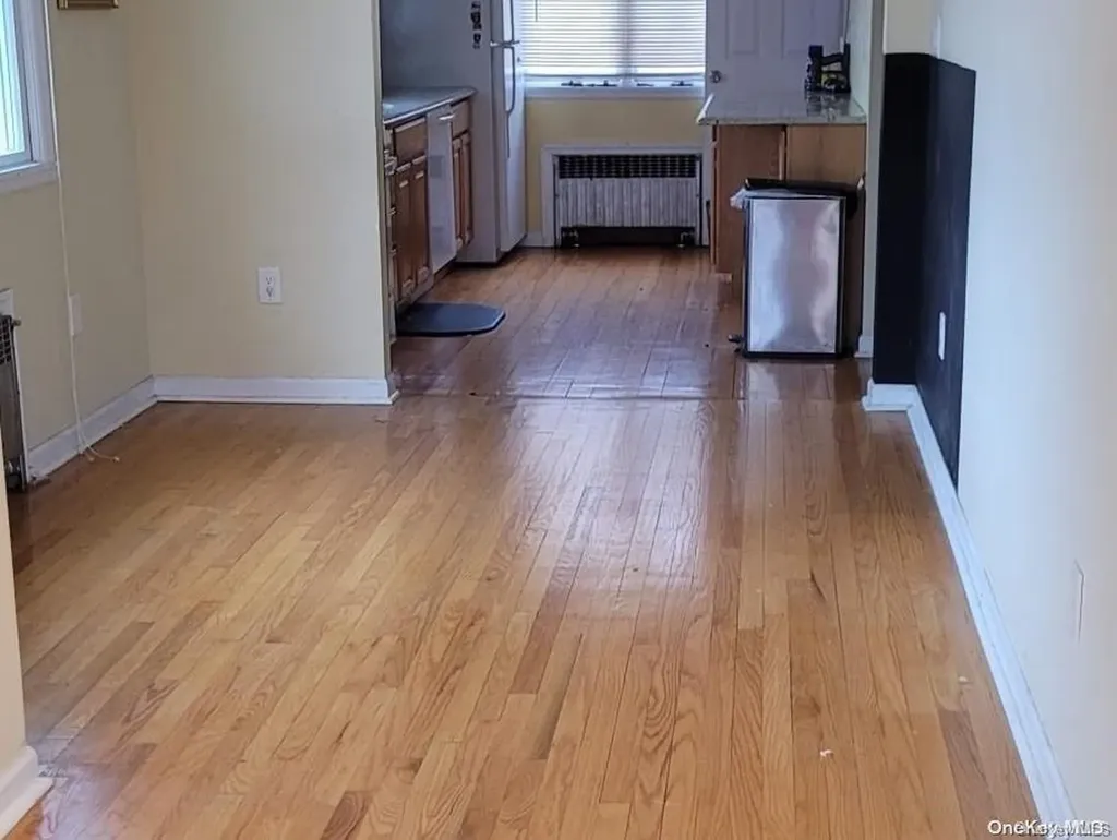 20 Oakview Avenue Oceanside NY 11572