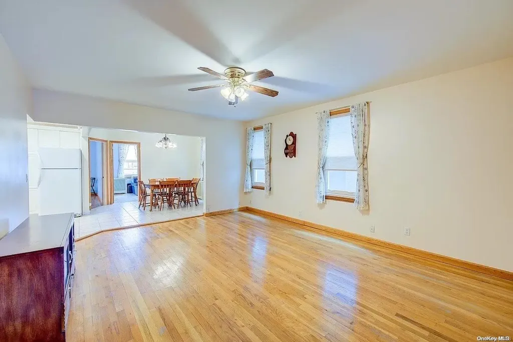 4109 21st Avenue Astoria NY 11105