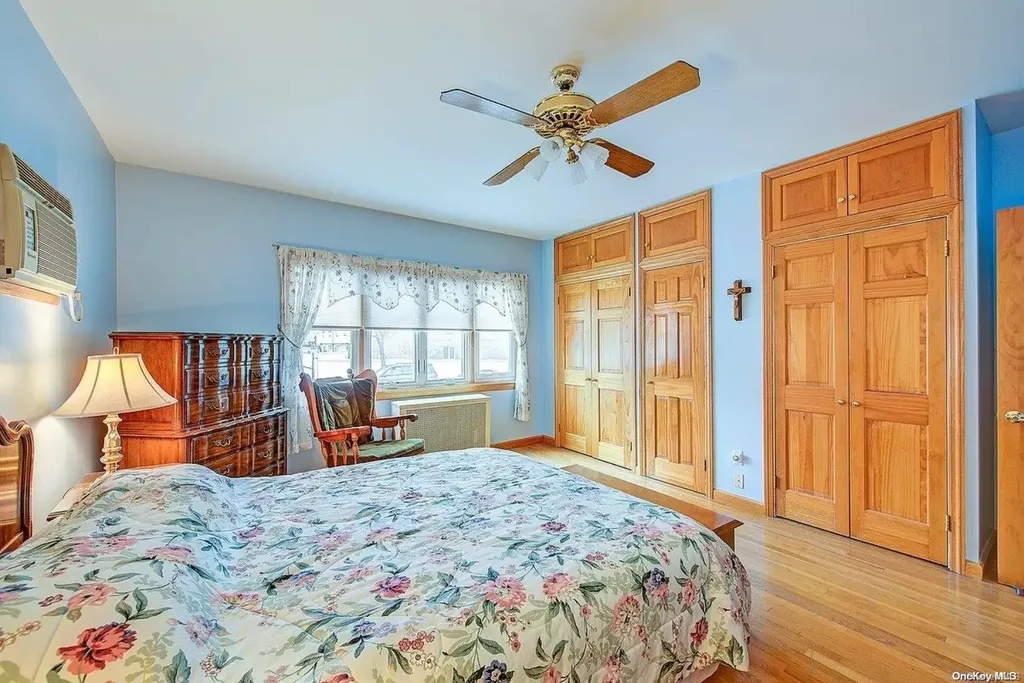 4109 21st Avenue Astoria NY 11105