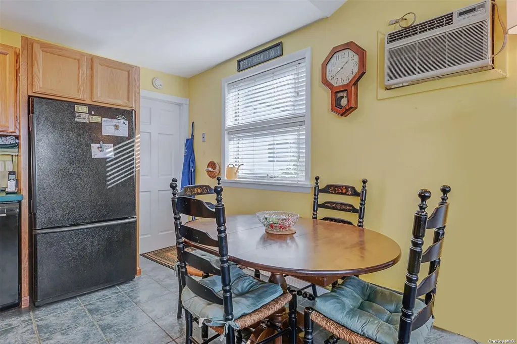 20 Lakeview Trail Ridge NY 11961
