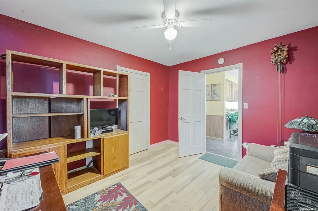 20 Lakeview Trail Ridge NY 11961