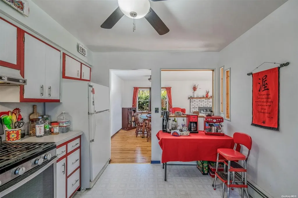 23 Hallock Lane Rocky Point NY 11778