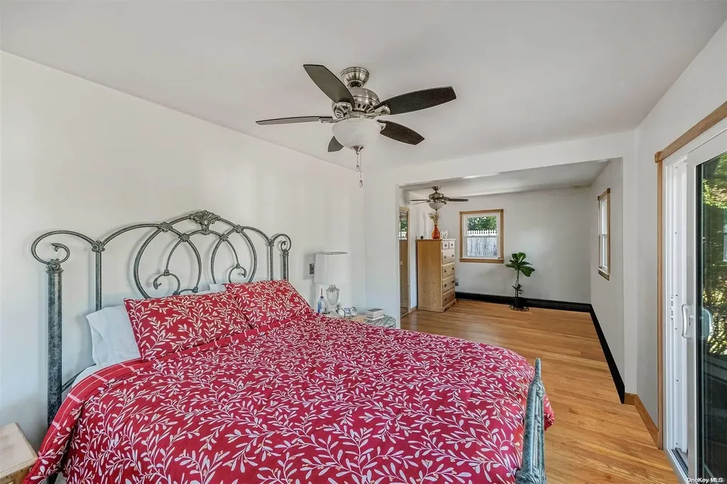 23 Hallock Lane Rocky Point NY 11778
