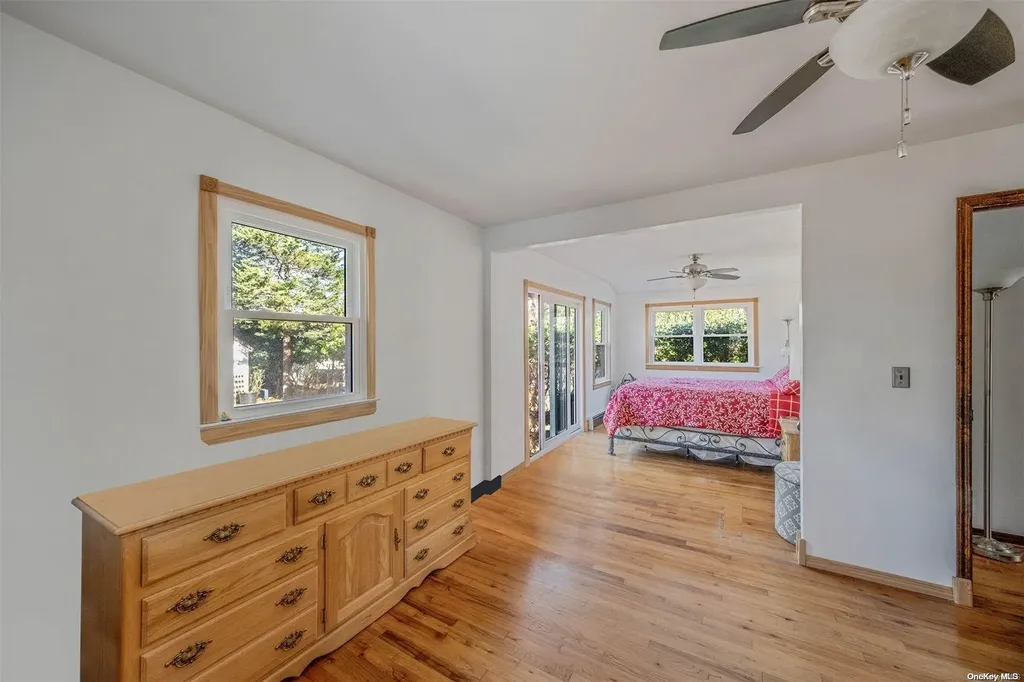 23 Hallock Lane Rocky Point NY 11778