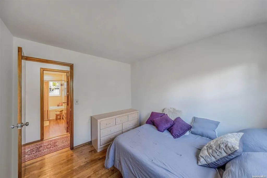 23 Hallock Lane Rocky Point NY 11778