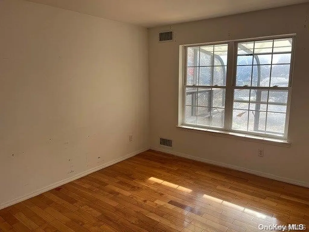 17 Gaetano Lane Coram NY 11727