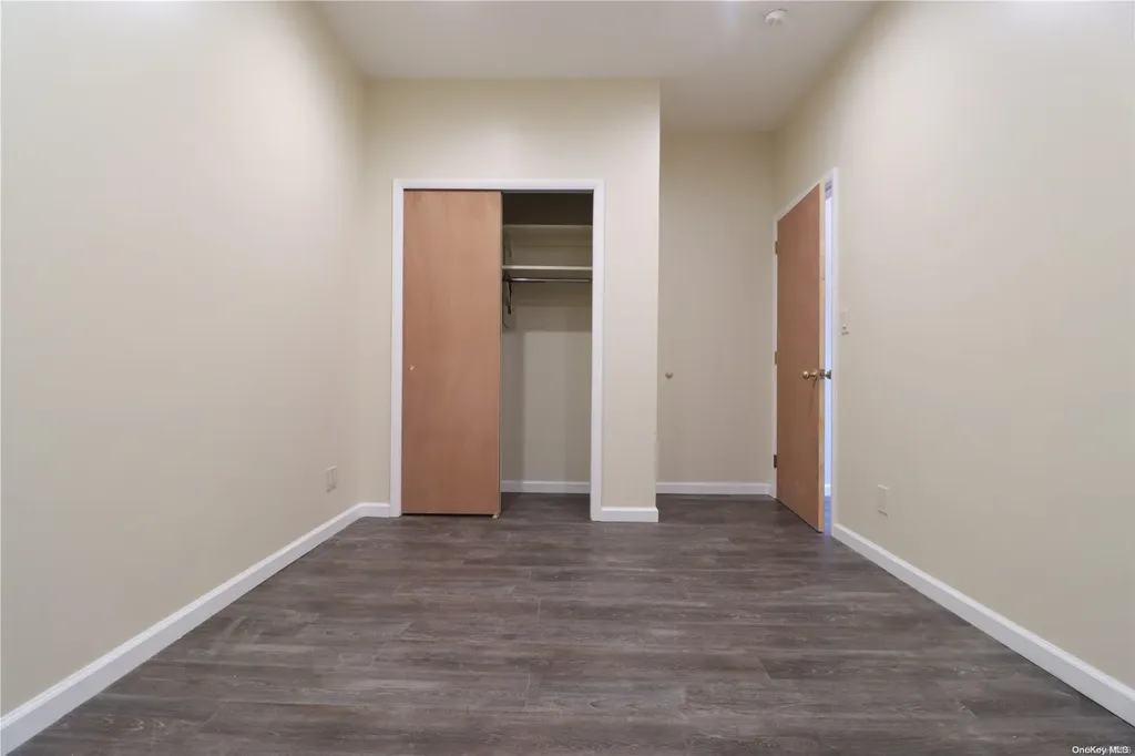 677 Grandview Avenue Ridgewood NY 11385