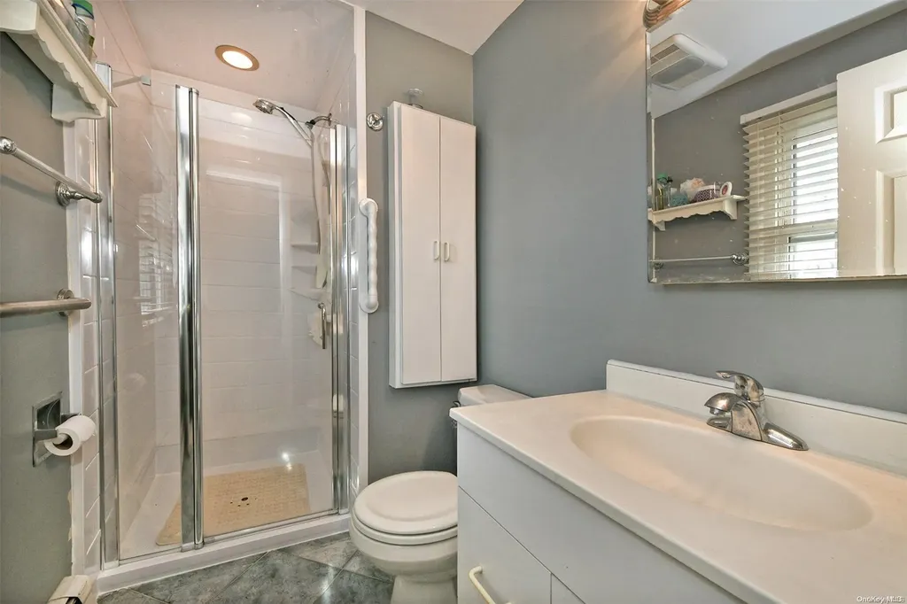 1961 Jackson Avenue West Islip NY 11795