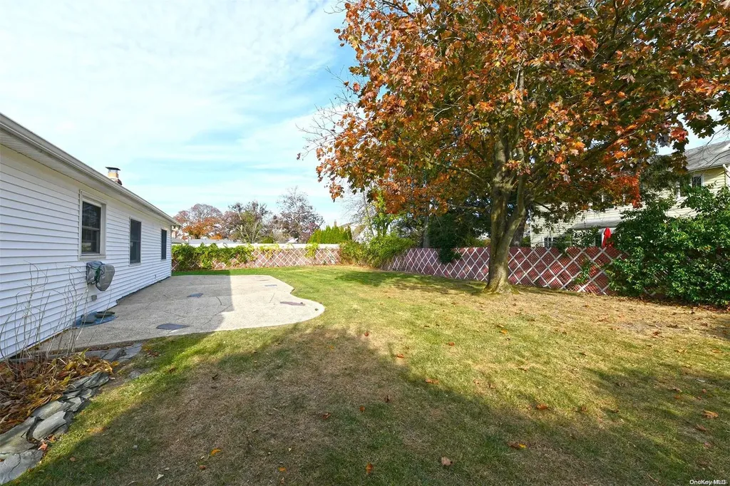 1961 Jackson Avenue West Islip NY 11795