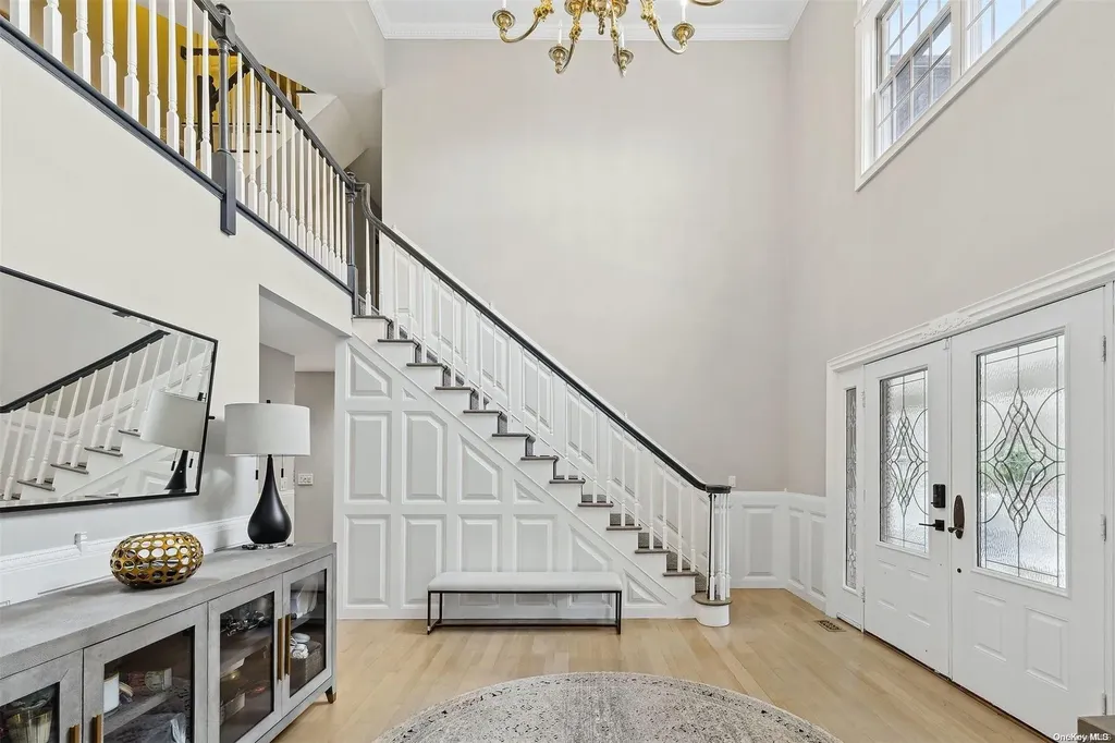 23 Gateway Lane Manorville NY 11949