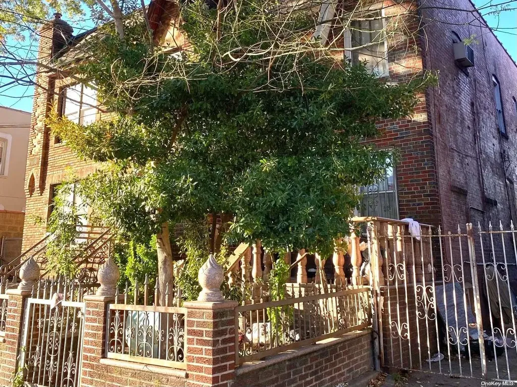 4211 Snyder Avenue Brooklyn NY 11203