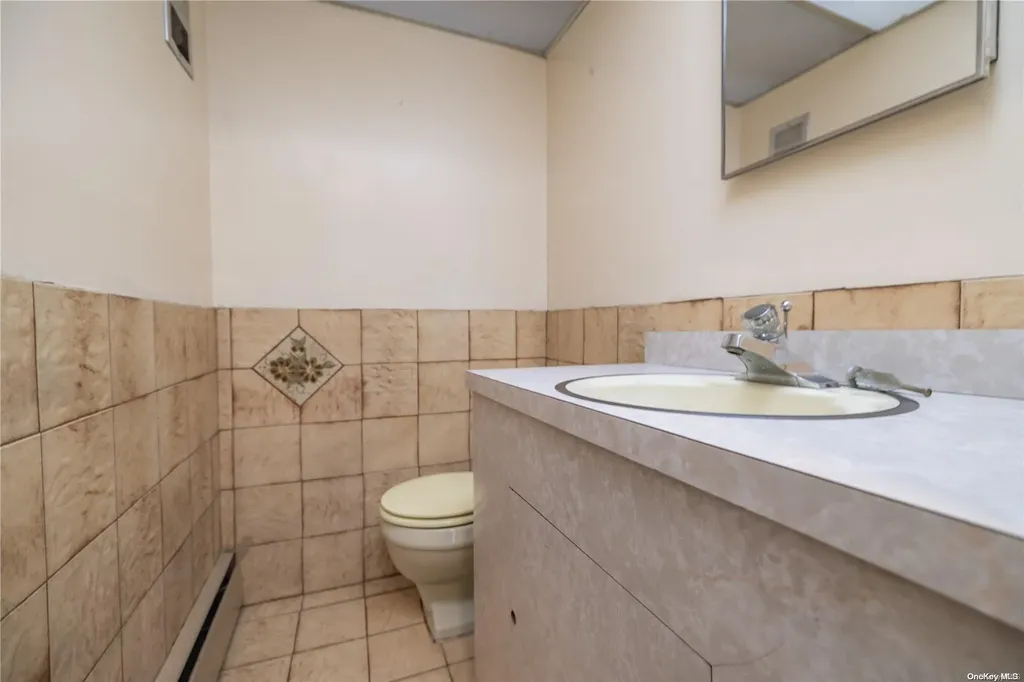 1141 Crestline Place Seaford NY 11783