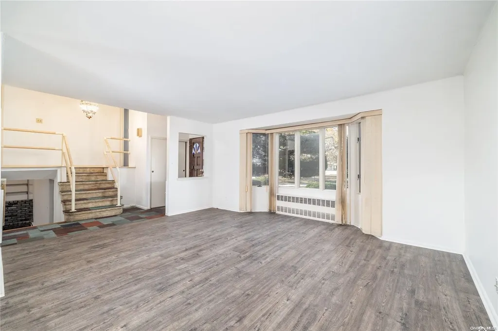 1141 Crestline Place Seaford NY 11783