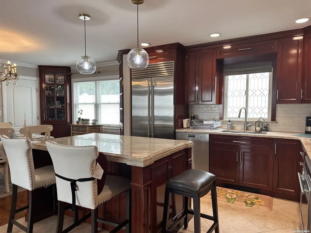 400 E Beech Street Long Beach NY 11561