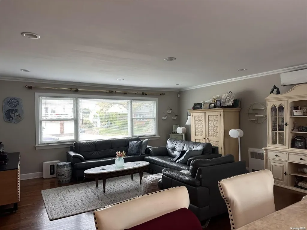 400 E Beech Street Long Beach NY 11561