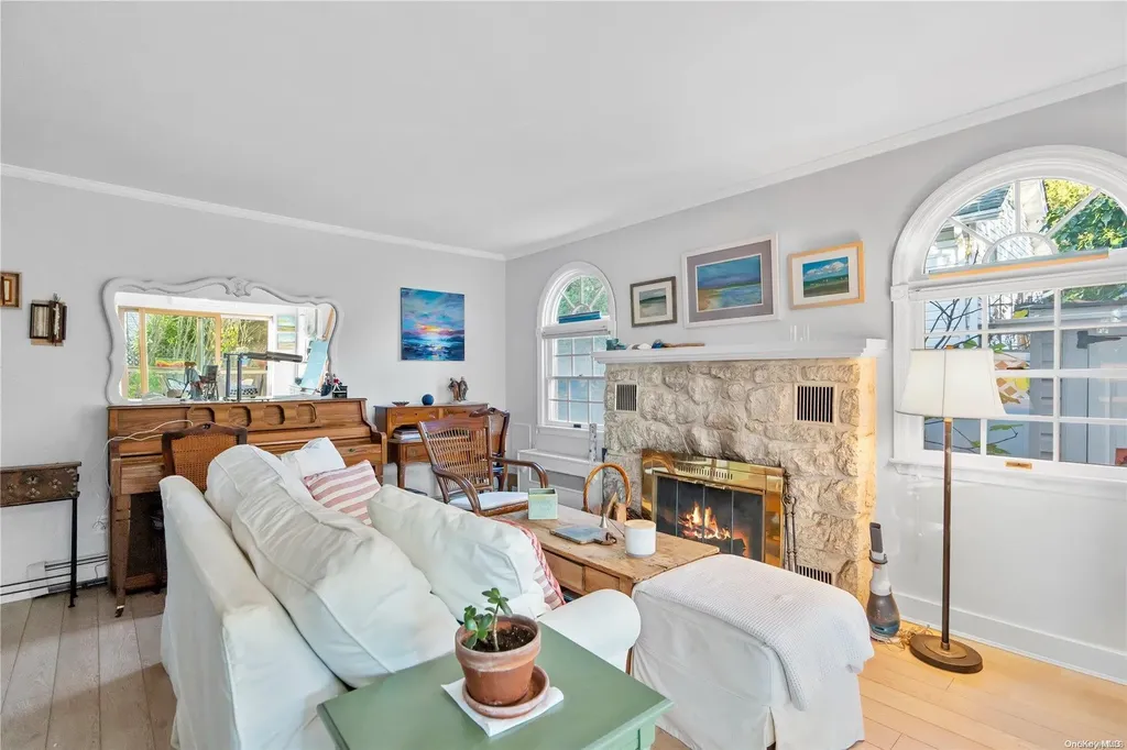 6 Neptune Road Rocky Point NY 11778