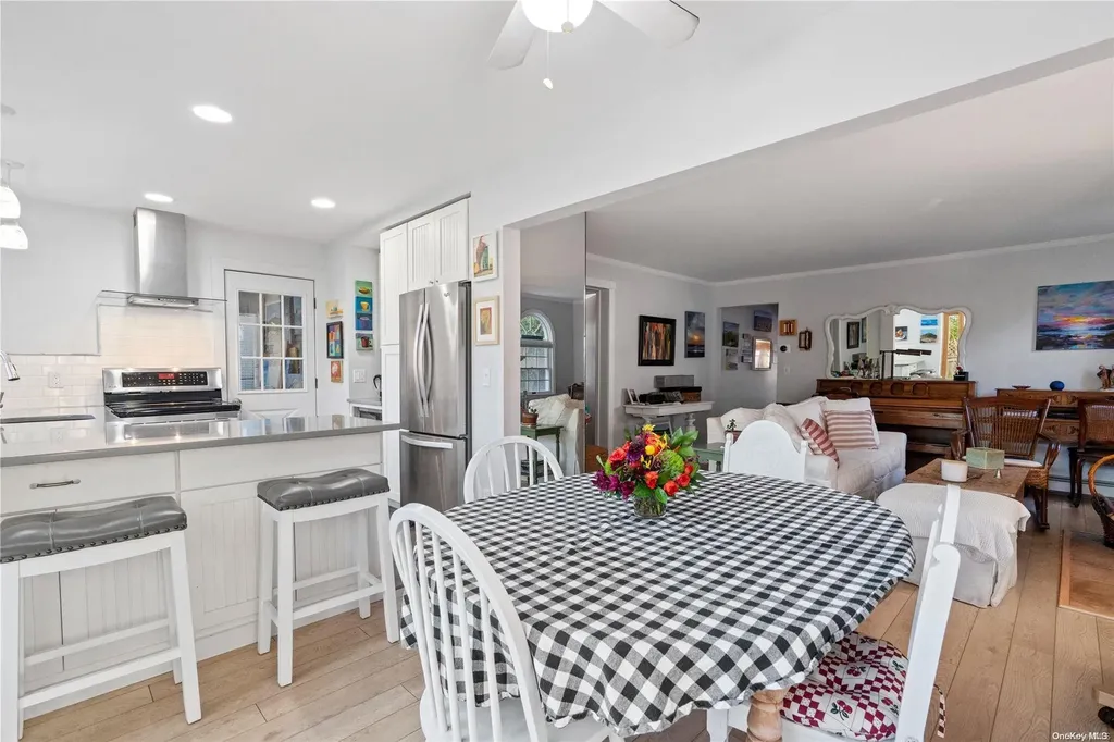 6 Neptune Road Rocky Point NY 11778