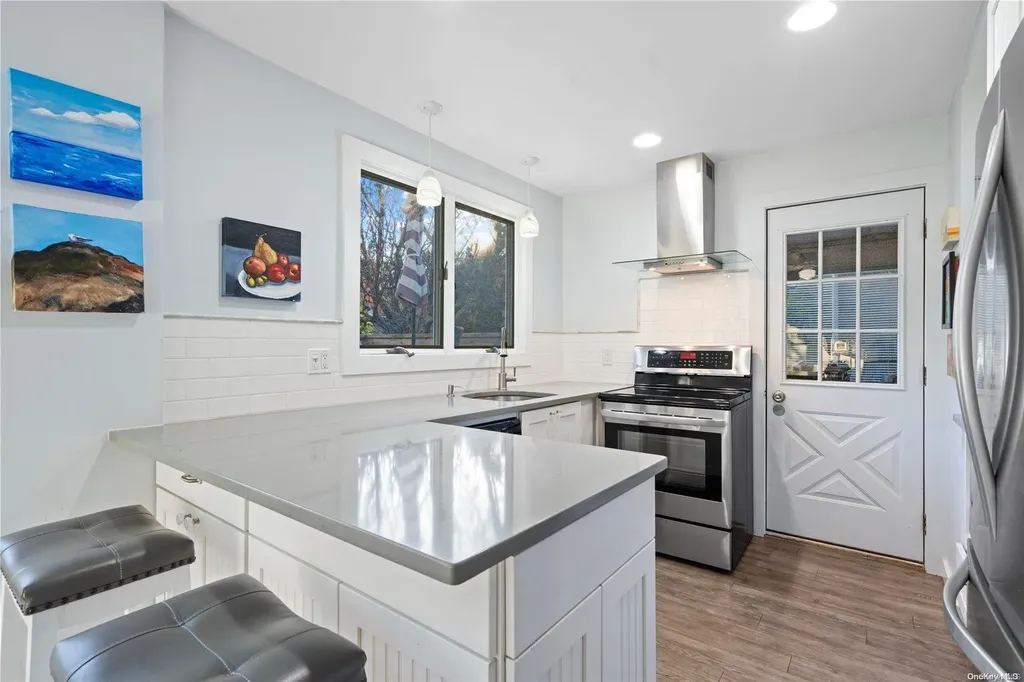 6 Neptune Road Rocky Point NY 11778