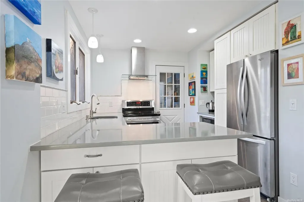 6 Neptune Road Rocky Point NY 11778