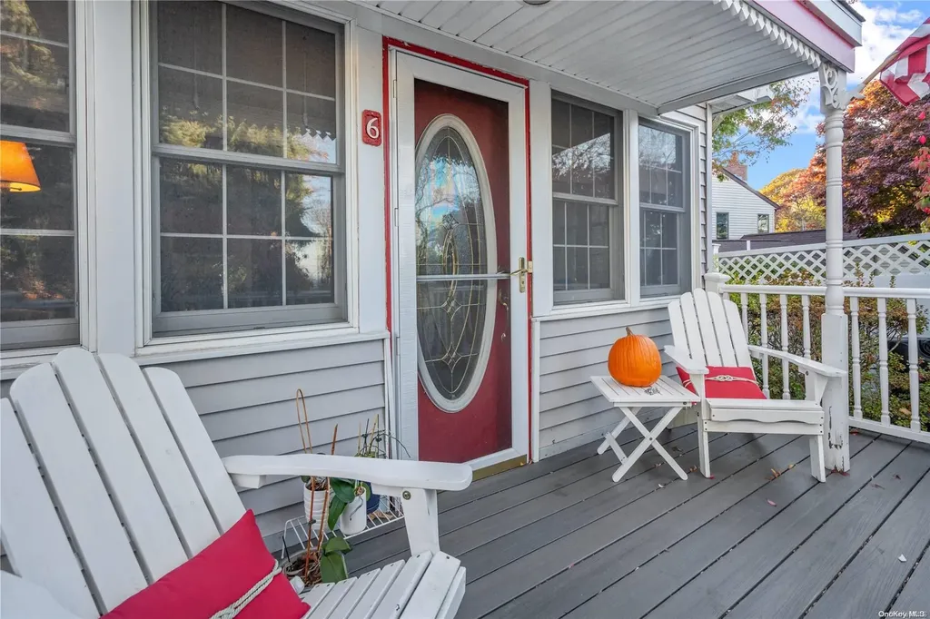 6 Neptune Road Rocky Point NY 11778